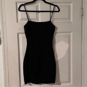 Black simple bodycon dress